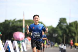 BIB: 0438
                            <button type="button" onclick="openModal(5128235)" class="btn btn-primary btn-sm float-right btn-popup" data-toggle="modal" data-target=".modal-high-quality">
                        <i class="fas fa-shopping-cart"></i> Add to Cart
                    </button>
                                            <button type="button" onclick="isThisMe(5128235, true)" class="btn btn-success btn-sm float-right btn-popup btn-isme hidden" data-toggle="tooltip" data-placement="bottom" title="นี่คือรูปของคุณใช่ไหม คลิกที่นี่เพื่อเอาเข้าอัลบั้ม">
                        <i class="fas fa-plus"></i> Add to album
                    </button>
                    <button type="button" onclick="isThisMe(5128235, false)" class="btn btn-warning btn-sm float-right btn-popup btn-isnotme hidden">
                        <i class="fas fa-ban"></i> Remove from album
                    </button>