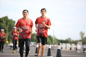 BIB: 02711, 0272
                            <button type="button" onclick="openModal(5097975)" class="btn btn-primary btn-sm float-right btn-popup" data-toggle="modal" data-target=".modal-high-quality">
                        <i class="fas fa-shopping-cart"></i> Add to Cart
                    </button>
                                            <button type="button" onclick="isThisMe(5097975, true)" class="btn btn-success btn-sm float-right btn-popup btn-isme hidden" data-toggle="tooltip" data-placement="bottom" title="นี่คือรูปของคุณใช่ไหม คลิกที่นี่เพื่อเอาเข้าอัลบั้ม">
                        <i class="fas fa-plus"></i> Add to album
                    </button>
                    <button type="button" onclick="isThisMe(5097975, false)" class="btn btn-warning btn-sm float-right btn-popup btn-isnotme hidden">
                        <i class="fas fa-ban"></i> Remove from album
                    </button>