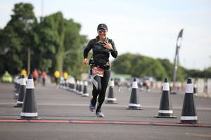 BIB: 029
                            <button type="button" onclick="openModal(5122934)" class="btn btn-primary btn-sm float-right btn-popup" data-toggle="modal" data-target=".modal-high-quality">
                        <i class="fas fa-shopping-cart"></i> Add to Cart
                    </button>
                                            <button type="button" onclick="isThisMe(5122934, true)" class="btn btn-success btn-sm float-right btn-popup btn-isme hidden" data-toggle="tooltip" data-placement="bottom" title="นี่คือรูปของคุณใช่ไหม คลิกที่นี่เพื่อเอาเข้าอัลบั้ม">
                        <i class="fas fa-plus"></i> Add to album
                    </button>
                    <button type="button" onclick="isThisMe(5122934, false)" class="btn btn-warning btn-sm float-right btn-popup btn-isnotme hidden">
                        <i class="fas fa-ban"></i> Remove from album
                    </button>