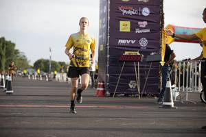 BIB: 656, 800
                            <button type="button" onclick="openModal(4946626)" class="btn btn-primary btn-sm float-right btn-popup" data-toggle="modal" data-target=".modal-high-quality">
                        <i class="fas fa-shopping-cart"></i> Add to Cart
                    </button>
                                            <button type="button" onclick="isThisMe(4946626, true)" class="btn btn-success btn-sm float-right btn-popup btn-isme hidden" data-toggle="tooltip" data-placement="bottom" title="นี่คือรูปของคุณใช่ไหม คลิกที่นี่เพื่อเอาเข้าอัลบั้ม">
                        <i class="fas fa-plus"></i> Add to album
                    </button>
                    <button type="button" onclick="isThisMe(4946626, false)" class="btn btn-warning btn-sm float-right btn-popup btn-isnotme hidden">
                        <i class="fas fa-ban"></i> Remove from album
                    </button>