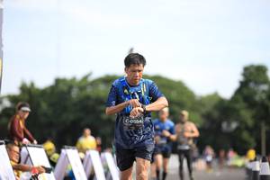 BIB: 554
                            <button type="button" onclick="openModal(5127687)" class="btn btn-primary btn-sm float-right btn-popup" data-toggle="modal" data-target=".modal-high-quality">
                        <i class="fas fa-shopping-cart"></i> Add to Cart
                    </button>
                                            <button type="button" onclick="isThisMe(5127687, true)" class="btn btn-success btn-sm float-right btn-popup btn-isme hidden" data-toggle="tooltip" data-placement="bottom" title="นี่คือรูปของคุณใช่ไหม คลิกที่นี่เพื่อเอาเข้าอัลบั้ม">
                        <i class="fas fa-plus"></i> Add to album
                    </button>
                    <button type="button" onclick="isThisMe(5127687, false)" class="btn btn-warning btn-sm float-right btn-popup btn-isnotme hidden">
                        <i class="fas fa-ban"></i> Remove from album
                    </button>