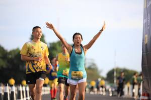 BIB: 188, 511
                            <button type="button" onclick="openModal(4947927)" class="btn btn-primary btn-sm float-right btn-popup" data-toggle="modal" data-target=".modal-high-quality">
                        <i class="fas fa-shopping-cart"></i> Add to Cart
                    </button>
                                            <button type="button" onclick="isThisMe(4947927, true)" class="btn btn-success btn-sm float-right btn-popup btn-isme hidden" data-toggle="tooltip" data-placement="bottom" title="นี่คือรูปของคุณใช่ไหม คลิกที่นี่เพื่อเอาเข้าอัลบั้ม">
                        <i class="fas fa-plus"></i> Add to album
                    </button>
                    <button type="button" onclick="isThisMe(4947927, false)" class="btn btn-warning btn-sm float-right btn-popup btn-isnotme hidden">
                        <i class="fas fa-ban"></i> Remove from album
                    </button>