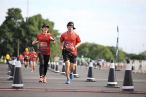 BIB: 0322, 322
                            <button type="button" onclick="openModal(5103219)" class="btn btn-primary btn-sm float-right btn-popup" data-toggle="modal" data-target=".modal-high-quality">
                        <i class="fas fa-shopping-cart"></i> Add to Cart
                    </button>
                                            <button type="button" onclick="isThisMe(5103219, true)" class="btn btn-success btn-sm float-right btn-popup btn-isme hidden" data-toggle="tooltip" data-placement="bottom" title="นี่คือรูปของคุณใช่ไหม คลิกที่นี่เพื่อเอาเข้าอัลบั้ม">
                        <i class="fas fa-plus"></i> Add to album
                    </button>
                    <button type="button" onclick="isThisMe(5103219, false)" class="btn btn-warning btn-sm float-right btn-popup btn-isnotme hidden">
                        <i class="fas fa-ban"></i> Remove from album
                    </button>