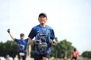 BIB: 0635
                            <button type="button" onclick="openModal(5126153)" class="btn btn-primary btn-sm float-right btn-popup" data-toggle="modal" data-target=".modal-high-quality">
                        <i class="fas fa-shopping-cart"></i> Add to Cart
                    </button>
                                            <button type="button" onclick="isThisMe(5126153, true)" class="btn btn-success btn-sm float-right btn-popup btn-isme hidden" data-toggle="tooltip" data-placement="bottom" title="นี่คือรูปของคุณใช่ไหม คลิกที่นี่เพื่อเอาเข้าอัลบั้ม">
                        <i class="fas fa-plus"></i> Add to album
                    </button>
                    <button type="button" onclick="isThisMe(5126153, false)" class="btn btn-warning btn-sm float-right btn-popup btn-isnotme hidden">
                        <i class="fas fa-ban"></i> Remove from album
                    </button>