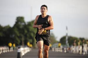 BIB: 313
                            <button type="button" onclick="openModal(4946807)" class="btn btn-primary btn-sm float-right btn-popup" data-toggle="modal" data-target=".modal-high-quality">
                        <i class="fas fa-shopping-cart"></i> Add to Cart
                    </button>
                                            <button type="button" onclick="isThisMe(4946807, true)" class="btn btn-success btn-sm float-right btn-popup btn-isme hidden" data-toggle="tooltip" data-placement="bottom" title="นี่คือรูปของคุณใช่ไหม คลิกที่นี่เพื่อเอาเข้าอัลบั้ม">
                        <i class="fas fa-plus"></i> Add to album
                    </button>
                    <button type="button" onclick="isThisMe(4946807, false)" class="btn btn-warning btn-sm float-right btn-popup btn-isnotme hidden">
                        <i class="fas fa-ban"></i> Remove from album
                    </button>