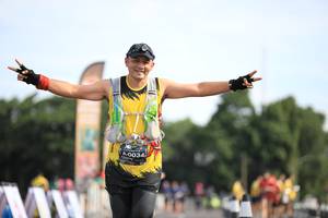 BIB: 0034
                            <button type="button" onclick="openModal(5126289)" class="btn btn-primary btn-sm float-right btn-popup" data-toggle="modal" data-target=".modal-high-quality">
                        <i class="fas fa-shopping-cart"></i> Add to Cart
                    </button>
                                            <button type="button" onclick="isThisMe(5126289, true)" class="btn btn-success btn-sm float-right btn-popup btn-isme hidden" data-toggle="tooltip" data-placement="bottom" title="นี่คือรูปของคุณใช่ไหม คลิกที่นี่เพื่อเอาเข้าอัลบั้ม">
                        <i class="fas fa-plus"></i> Add to album
                    </button>
                    <button type="button" onclick="isThisMe(5126289, false)" class="btn btn-warning btn-sm float-right btn-popup btn-isnotme hidden">
                        <i class="fas fa-ban"></i> Remove from album
                    </button>