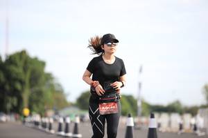 BIB: 0146
                            <button type="button" onclick="openModal(5099988)" class="btn btn-primary btn-sm float-right btn-popup" data-toggle="modal" data-target=".modal-high-quality">
                        <i class="fas fa-shopping-cart"></i> Add to Cart
                    </button>
                                            <button type="button" onclick="isThisMe(5099988, true)" class="btn btn-success btn-sm float-right btn-popup btn-isme hidden" data-toggle="tooltip" data-placement="bottom" title="นี่คือรูปของคุณใช่ไหม คลิกที่นี่เพื่อเอาเข้าอัลบั้ม">
                        <i class="fas fa-plus"></i> Add to album
                    </button>
                    <button type="button" onclick="isThisMe(5099988, false)" class="btn btn-warning btn-sm float-right btn-popup btn-isnotme hidden">
                        <i class="fas fa-ban"></i> Remove from album
                    </button>