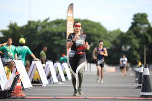 BIB: 201
                            <button type="button" onclick="openModal(5136628)" class="btn btn-primary btn-sm float-right btn-popup" data-toggle="modal" data-target=".modal-high-quality">
                        <i class="fas fa-shopping-cart"></i> Add to Cart
                    </button>
                                            <button type="button" onclick="isThisMe(5136628, true)" class="btn btn-success btn-sm float-right btn-popup btn-isme hidden" data-toggle="tooltip" data-placement="bottom" title="นี่คือรูปของคุณใช่ไหม คลิกที่นี่เพื่อเอาเข้าอัลบั้ม">
                        <i class="fas fa-plus"></i> Add to album
                    </button>
                    <button type="button" onclick="isThisMe(5136628, false)" class="btn btn-warning btn-sm float-right btn-popup btn-isnotme hidden">
                        <i class="fas fa-ban"></i> Remove from album
                    </button>