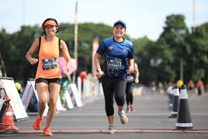 BIB: 0391, 0231
                            <button type="button" onclick="openModal(5128718)" class="btn btn-primary btn-sm float-right btn-popup" data-toggle="modal" data-target=".modal-high-quality">
                        <i class="fas fa-shopping-cart"></i> Add to Cart
                    </button>
                                            <button type="button" onclick="isThisMe(5128718, true)" class="btn btn-success btn-sm float-right btn-popup btn-isme hidden" data-toggle="tooltip" data-placement="bottom" title="นี่คือรูปของคุณใช่ไหม คลิกที่นี่เพื่อเอาเข้าอัลบั้ม">
                        <i class="fas fa-plus"></i> Add to album
                    </button>
                    <button type="button" onclick="isThisMe(5128718, false)" class="btn btn-warning btn-sm float-right btn-popup btn-isnotme hidden">
                        <i class="fas fa-ban"></i> Remove from album
                    </button>