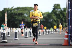 BIB: 0315, 
                            <button type="button" onclick="openModal(4976315)" class="btn btn-primary btn-sm float-right btn-popup" data-toggle="modal" data-target=".modal-high-quality">
                        <i class="fas fa-shopping-cart"></i> Add to Cart
                    </button>
                                            <button type="button" onclick="isThisMe(4976315, true)" class="btn btn-success btn-sm float-right btn-popup btn-isme hidden" data-toggle="tooltip" data-placement="bottom" title="นี่คือรูปของคุณใช่ไหม คลิกที่นี่เพื่อเอาเข้าอัลบั้ม">
                        <i class="fas fa-plus"></i> Add to album
                    </button>
                    <button type="button" onclick="isThisMe(4976315, false)" class="btn btn-warning btn-sm float-right btn-popup btn-isnotme hidden">
                        <i class="fas fa-ban"></i> Remove from album
                    </button>