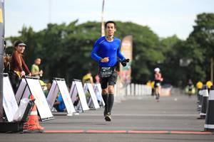 BIB: 0136
                            <button type="button" onclick="openModal(5126746)" class="btn btn-primary btn-sm float-right btn-popup" data-toggle="modal" data-target=".modal-high-quality">
                        <i class="fas fa-shopping-cart"></i> Add to Cart
                    </button>
                                            <button type="button" onclick="isThisMe(5126746, true)" class="btn btn-success btn-sm float-right btn-popup btn-isme hidden" data-toggle="tooltip" data-placement="bottom" title="นี่คือรูปของคุณใช่ไหม คลิกที่นี่เพื่อเอาเข้าอัลบั้ม">
                        <i class="fas fa-plus"></i> Add to album
                    </button>
                    <button type="button" onclick="isThisMe(5126746, false)" class="btn btn-warning btn-sm float-right btn-popup btn-isnotme hidden">
                        <i class="fas fa-ban"></i> Remove from album
                    </button>