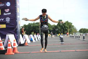 BIB: 10201
                            <button type="button" onclick="openModal(5126087)" class="btn btn-primary btn-sm float-right btn-popup" data-toggle="modal" data-target=".modal-high-quality">
                        <i class="fas fa-shopping-cart"></i> Add to Cart
                    </button>
                                            <button type="button" onclick="isThisMe(5126087, true)" class="btn btn-success btn-sm float-right btn-popup btn-isme hidden" data-toggle="tooltip" data-placement="bottom" title="นี่คือรูปของคุณใช่ไหม คลิกที่นี่เพื่อเอาเข้าอัลบั้ม">
                        <i class="fas fa-plus"></i> Add to album
                    </button>
                    <button type="button" onclick="isThisMe(5126087, false)" class="btn btn-warning btn-sm float-right btn-popup btn-isnotme hidden">
                        <i class="fas fa-ban"></i> Remove from album
                    </button>