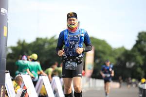 BIB: 0172
                            <button type="button" onclick="openModal(5136728)" class="btn btn-primary btn-sm float-right btn-popup" data-toggle="modal" data-target=".modal-high-quality">
                        <i class="fas fa-shopping-cart"></i> Add to Cart
                    </button>
                                            <button type="button" onclick="isThisMe(5136728, true)" class="btn btn-success btn-sm float-right btn-popup btn-isme hidden" data-toggle="tooltip" data-placement="bottom" title="นี่คือรูปของคุณใช่ไหม คลิกที่นี่เพื่อเอาเข้าอัลบั้ม">
                        <i class="fas fa-plus"></i> Add to album
                    </button>
                    <button type="button" onclick="isThisMe(5136728, false)" class="btn btn-warning btn-sm float-right btn-popup btn-isnotme hidden">
                        <i class="fas fa-ban"></i> Remove from album
                    </button>