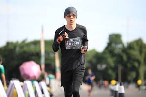 BIB: 0319
                            <button type="button" onclick="openModal(5136567)" class="btn btn-primary btn-sm float-right btn-popup" data-toggle="modal" data-target=".modal-high-quality">
                        <i class="fas fa-shopping-cart"></i> Add to Cart
                    </button>
                                            <button type="button" onclick="isThisMe(5136567, true)" class="btn btn-success btn-sm float-right btn-popup btn-isme hidden" data-toggle="tooltip" data-placement="bottom" title="นี่คือรูปของคุณใช่ไหม คลิกที่นี่เพื่อเอาเข้าอัลบั้ม">
                        <i class="fas fa-plus"></i> Add to album
                    </button>
                    <button type="button" onclick="isThisMe(5136567, false)" class="btn btn-warning btn-sm float-right btn-popup btn-isnotme hidden">
                        <i class="fas fa-ban"></i> Remove from album
                    </button>