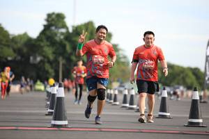 BIB: 274
                            <button type="button" onclick="openModal(5108878)" class="btn btn-primary btn-sm float-right btn-popup" data-toggle="modal" data-target=".modal-high-quality">
                        <i class="fas fa-shopping-cart"></i> Add to Cart
                    </button>
                                            <button type="button" onclick="isThisMe(5108878, true)" class="btn btn-success btn-sm float-right btn-popup btn-isme hidden" data-toggle="tooltip" data-placement="bottom" title="นี่คือรูปของคุณใช่ไหม คลิกที่นี่เพื่อเอาเข้าอัลบั้ม">
                        <i class="fas fa-plus"></i> Add to album
                    </button>
                    <button type="button" onclick="isThisMe(5108878, false)" class="btn btn-warning btn-sm float-right btn-popup btn-isnotme hidden">
                        <i class="fas fa-ban"></i> Remove from album
                    </button>