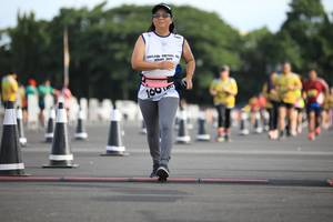 BIB: 201, 100, 
                            <button type="button" onclick="openModal(4974698)" class="btn btn-primary btn-sm float-right btn-popup" data-toggle="modal" data-target=".modal-high-quality">
                        <i class="fas fa-shopping-cart"></i> Add to Cart
                    </button>
                                            <button type="button" onclick="isThisMe(4974698, true)" class="btn btn-success btn-sm float-right btn-popup btn-isme hidden" data-toggle="tooltip" data-placement="bottom" title="นี่คือรูปของคุณใช่ไหม คลิกที่นี่เพื่อเอาเข้าอัลบั้ม">
                        <i class="fas fa-plus"></i> Add to album
                    </button>
                    <button type="button" onclick="isThisMe(4974698, false)" class="btn btn-warning btn-sm float-right btn-popup btn-isnotme hidden">
                        <i class="fas fa-ban"></i> Remove from album
                    </button>