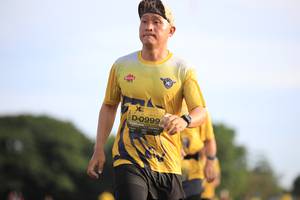 BIB: 0999
                            <button type="button" onclick="openModal(4950566)" class="btn btn-primary btn-sm float-right btn-popup" data-toggle="modal" data-target=".modal-high-quality">
                        <i class="fas fa-shopping-cart"></i> Add to Cart
                    </button>
                                            <button type="button" onclick="isThisMe(4950566, true)" class="btn btn-success btn-sm float-right btn-popup btn-isme hidden" data-toggle="tooltip" data-placement="bottom" title="นี่คือรูปของคุณใช่ไหม คลิกที่นี่เพื่อเอาเข้าอัลบั้ม">
                        <i class="fas fa-plus"></i> Add to album
                    </button>
                    <button type="button" onclick="isThisMe(4950566, false)" class="btn btn-warning btn-sm float-right btn-popup btn-isnotme hidden">
                        <i class="fas fa-ban"></i> Remove from album
                    </button>