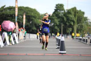 BIB: 184
                            <button type="button" onclick="openModal(5129006)" class="btn btn-primary btn-sm float-right btn-popup" data-toggle="modal" data-target=".modal-high-quality">
                        <i class="fas fa-shopping-cart"></i> Add to Cart
                    </button>
                                            <button type="button" onclick="isThisMe(5129006, true)" class="btn btn-success btn-sm float-right btn-popup btn-isme hidden" data-toggle="tooltip" data-placement="bottom" title="นี่คือรูปของคุณใช่ไหม คลิกที่นี่เพื่อเอาเข้าอัลบั้ม">
                        <i class="fas fa-plus"></i> Add to album
                    </button>
                    <button type="button" onclick="isThisMe(5129006, false)" class="btn btn-warning btn-sm float-right btn-popup btn-isnotme hidden">
                        <i class="fas fa-ban"></i> Remove from album
                    </button>