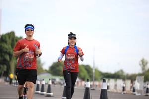 BIB: 0252, 0248
                            <button type="button" onclick="openModal(5123488)" class="btn btn-primary btn-sm float-right btn-popup" data-toggle="modal" data-target=".modal-high-quality">
                        <i class="fas fa-shopping-cart"></i> Add to Cart
                    </button>
                                            <button type="button" onclick="isThisMe(5123488, true)" class="btn btn-success btn-sm float-right btn-popup btn-isme hidden" data-toggle="tooltip" data-placement="bottom" title="นี่คือรูปของคุณใช่ไหม คลิกที่นี่เพื่อเอาเข้าอัลบั้ม">
                        <i class="fas fa-plus"></i> Add to album
                    </button>
                    <button type="button" onclick="isThisMe(5123488, false)" class="btn btn-warning btn-sm float-right btn-popup btn-isnotme hidden">
                        <i class="fas fa-ban"></i> Remove from album
                    </button>