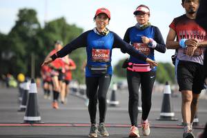 BIB: 0027, 024
                            <button type="button" onclick="openModal(5108635)" class="btn btn-primary btn-sm float-right btn-popup" data-toggle="modal" data-target=".modal-high-quality">
                        <i class="fas fa-shopping-cart"></i> Add to Cart
                    </button>
                                            <button type="button" onclick="isThisMe(5108635, true)" class="btn btn-success btn-sm float-right btn-popup btn-isme hidden" data-toggle="tooltip" data-placement="bottom" title="นี่คือรูปของคุณใช่ไหม คลิกที่นี่เพื่อเอาเข้าอัลบั้ม">
                        <i class="fas fa-plus"></i> Add to album
                    </button>
                    <button type="button" onclick="isThisMe(5108635, false)" class="btn btn-warning btn-sm float-right btn-popup btn-isnotme hidden">
                        <i class="fas fa-ban"></i> Remove from album
                    </button>