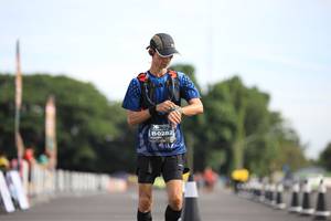 BIB: 0282
                            <button type="button" onclick="openModal(5126944)" class="btn btn-primary btn-sm float-right btn-popup" data-toggle="modal" data-target=".modal-high-quality">
                        <i class="fas fa-shopping-cart"></i> Add to Cart
                    </button>
                                            <button type="button" onclick="isThisMe(5126944, true)" class="btn btn-success btn-sm float-right btn-popup btn-isme hidden" data-toggle="tooltip" data-placement="bottom" title="นี่คือรูปของคุณใช่ไหม คลิกที่นี่เพื่อเอาเข้าอัลบั้ม">
                        <i class="fas fa-plus"></i> Add to album
                    </button>
                    <button type="button" onclick="isThisMe(5126944, false)" class="btn btn-warning btn-sm float-right btn-popup btn-isnotme hidden">
                        <i class="fas fa-ban"></i> Remove from album
                    </button>