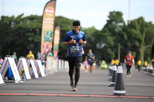 BIB: 892
                            <button type="button" onclick="openModal(5125188)" class="btn btn-primary btn-sm float-right btn-popup" data-toggle="modal" data-target=".modal-high-quality">
                        <i class="fas fa-shopping-cart"></i> Add to Cart
                    </button>
                                            <button type="button" onclick="isThisMe(5125188, true)" class="btn btn-success btn-sm float-right btn-popup btn-isme hidden" data-toggle="tooltip" data-placement="bottom" title="นี่คือรูปของคุณใช่ไหม คลิกที่นี่เพื่อเอาเข้าอัลบั้ม">
                        <i class="fas fa-plus"></i> Add to album
                    </button>
                    <button type="button" onclick="isThisMe(5125188, false)" class="btn btn-warning btn-sm float-right btn-popup btn-isnotme hidden">
                        <i class="fas fa-ban"></i> Remove from album
                    </button>