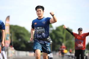 BIB: 0450, 
                            <button type="button" onclick="openModal(5127944)" class="btn btn-primary btn-sm float-right btn-popup" data-toggle="modal" data-target=".modal-high-quality">
                        <i class="fas fa-shopping-cart"></i> Add to Cart
                    </button>
                                            <button type="button" onclick="isThisMe(5127944, true)" class="btn btn-success btn-sm float-right btn-popup btn-isme hidden" data-toggle="tooltip" data-placement="bottom" title="นี่คือรูปของคุณใช่ไหม คลิกที่นี่เพื่อเอาเข้าอัลบั้ม">
                        <i class="fas fa-plus"></i> Add to album
                    </button>
                    <button type="button" onclick="isThisMe(5127944, false)" class="btn btn-warning btn-sm float-right btn-popup btn-isnotme hidden">
                        <i class="fas fa-ban"></i> Remove from album
                    </button>