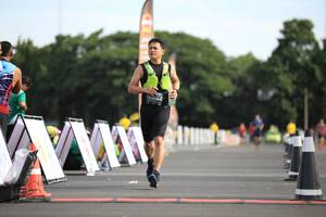 BIB: 0094, 
                            <button type="button" onclick="openModal(5121686)" class="btn btn-primary btn-sm float-right btn-popup" data-toggle="modal" data-target=".modal-high-quality">
                        <i class="fas fa-shopping-cart"></i> Add to Cart
                    </button>
                                            <button type="button" onclick="isThisMe(5121686, true)" class="btn btn-success btn-sm float-right btn-popup btn-isme hidden" data-toggle="tooltip" data-placement="bottom" title="นี่คือรูปของคุณใช่ไหม คลิกที่นี่เพื่อเอาเข้าอัลบั้ม">
                        <i class="fas fa-plus"></i> Add to album
                    </button>
                    <button type="button" onclick="isThisMe(5121686, false)" class="btn btn-warning btn-sm float-right btn-popup btn-isnotme hidden">
                        <i class="fas fa-ban"></i> Remove from album
                    </button>