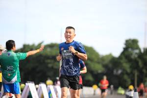 BIB: 0690
                            <button type="button" onclick="openModal(5102784)" class="btn btn-primary btn-sm float-right btn-popup" data-toggle="modal" data-target=".modal-high-quality">
                        <i class="fas fa-shopping-cart"></i> Add to Cart
                    </button>
                                            <button type="button" onclick="isThisMe(5102784, true)" class="btn btn-success btn-sm float-right btn-popup btn-isme hidden" data-toggle="tooltip" data-placement="bottom" title="นี่คือรูปของคุณใช่ไหม คลิกที่นี่เพื่อเอาเข้าอัลบั้ม">
                        <i class="fas fa-plus"></i> Add to album
                    </button>
                    <button type="button" onclick="isThisMe(5102784, false)" class="btn btn-warning btn-sm float-right btn-popup btn-isnotme hidden">
                        <i class="fas fa-ban"></i> Remove from album
                    </button>