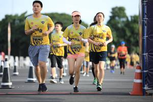 BIB: 0105
                            <button type="button" onclick="openModal(4974018)" class="btn btn-primary btn-sm float-right btn-popup" data-toggle="modal" data-target=".modal-high-quality">
                        <i class="fas fa-shopping-cart"></i> Add to Cart
                    </button>
                                            <button type="button" onclick="isThisMe(4974018, true)" class="btn btn-success btn-sm float-right btn-popup btn-isme hidden" data-toggle="tooltip" data-placement="bottom" title="นี่คือรูปของคุณใช่ไหม คลิกที่นี่เพื่อเอาเข้าอัลบั้ม">
                        <i class="fas fa-plus"></i> Add to album
                    </button>
                    <button type="button" onclick="isThisMe(4974018, false)" class="btn btn-warning btn-sm float-right btn-popup btn-isnotme hidden">
                        <i class="fas fa-ban"></i> Remove from album
                    </button>