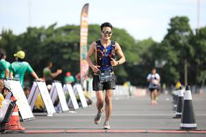 BIB: 983
                            <button type="button" onclick="openModal(5136638)" class="btn btn-primary btn-sm float-right btn-popup" data-toggle="modal" data-target=".modal-high-quality">
                        <i class="fas fa-shopping-cart"></i> Add to Cart
                    </button>
                                            <button type="button" onclick="isThisMe(5136638, true)" class="btn btn-success btn-sm float-right btn-popup btn-isme hidden" data-toggle="tooltip" data-placement="bottom" title="นี่คือรูปของคุณใช่ไหม คลิกที่นี่เพื่อเอาเข้าอัลบั้ม">
                        <i class="fas fa-plus"></i> Add to album
                    </button>
                    <button type="button" onclick="isThisMe(5136638, false)" class="btn btn-warning btn-sm float-right btn-popup btn-isnotme hidden">
                        <i class="fas fa-ban"></i> Remove from album
                    </button>