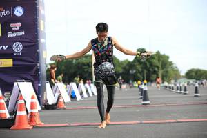 BIB: 
                            <button type="button" onclick="openModal(5126092)" class="btn btn-primary btn-sm float-right btn-popup" data-toggle="modal" data-target=".modal-high-quality">
                        <i class="fas fa-shopping-cart"></i> Add to Cart
                    </button>
                                            <button type="button" onclick="isThisMe(5126092, true)" class="btn btn-success btn-sm float-right btn-popup btn-isme hidden" data-toggle="tooltip" data-placement="bottom" title="นี่คือรูปของคุณใช่ไหม คลิกที่นี่เพื่อเอาเข้าอัลบั้ม">
                        <i class="fas fa-plus"></i> Add to album
                    </button>
                    <button type="button" onclick="isThisMe(5126092, false)" class="btn btn-warning btn-sm float-right btn-popup btn-isnotme hidden">
                        <i class="fas fa-ban"></i> Remove from album
                    </button>