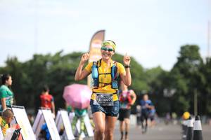 BIB: 1007
                            <button type="button" onclick="openModal(5129115)" class="btn btn-primary btn-sm float-right btn-popup" data-toggle="modal" data-target=".modal-high-quality">
                        <i class="fas fa-shopping-cart"></i> Add to Cart
                    </button>
                                            <button type="button" onclick="isThisMe(5129115, true)" class="btn btn-success btn-sm float-right btn-popup btn-isme hidden" data-toggle="tooltip" data-placement="bottom" title="นี่คือรูปของคุณใช่ไหม คลิกที่นี่เพื่อเอาเข้าอัลบั้ม">
                        <i class="fas fa-plus"></i> Add to album
                    </button>
                    <button type="button" onclick="isThisMe(5129115, false)" class="btn btn-warning btn-sm float-right btn-popup btn-isnotme hidden">
                        <i class="fas fa-ban"></i> Remove from album
                    </button>