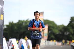 BIB: 0312
                            <button type="button" onclick="openModal(5126233)" class="btn btn-primary btn-sm float-right btn-popup" data-toggle="modal" data-target=".modal-high-quality">
                        <i class="fas fa-shopping-cart"></i> Add to Cart
                    </button>
                                            <button type="button" onclick="isThisMe(5126233, true)" class="btn btn-success btn-sm float-right btn-popup btn-isme hidden" data-toggle="tooltip" data-placement="bottom" title="นี่คือรูปของคุณใช่ไหม คลิกที่นี่เพื่อเอาเข้าอัลบั้ม">
                        <i class="fas fa-plus"></i> Add to album
                    </button>
                    <button type="button" onclick="isThisMe(5126233, false)" class="btn btn-warning btn-sm float-right btn-popup btn-isnotme hidden">
                        <i class="fas fa-ban"></i> Remove from album
                    </button>