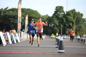 BIB: 
                            <button type="button" onclick="openModal(5104062)" class="btn btn-primary btn-sm float-right btn-popup" data-toggle="modal" data-target=".modal-high-quality">
                        <i class="fas fa-shopping-cart"></i> Add to Cart
                    </button>
                                            <button type="button" onclick="isThisMe(5104062, true)" class="btn btn-success btn-sm float-right btn-popup btn-isme hidden" data-toggle="tooltip" data-placement="bottom" title="นี่คือรูปของคุณใช่ไหม คลิกที่นี่เพื่อเอาเข้าอัลบั้ม">
                        <i class="fas fa-plus"></i> Add to album
                    </button>
                    <button type="button" onclick="isThisMe(5104062, false)" class="btn btn-warning btn-sm float-right btn-popup btn-isnotme hidden">
                        <i class="fas fa-ban"></i> Remove from album
                    </button>