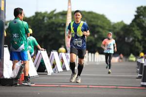 BIB: 0344
                            <button type="button" onclick="openModal(5100605)" class="btn btn-primary btn-sm float-right btn-popup" data-toggle="modal" data-target=".modal-high-quality">
                        <i class="fas fa-shopping-cart"></i> Add to Cart
                    </button>
                                            <button type="button" onclick="isThisMe(5100605, true)" class="btn btn-success btn-sm float-right btn-popup btn-isme hidden" data-toggle="tooltip" data-placement="bottom" title="นี่คือรูปของคุณใช่ไหม คลิกที่นี่เพื่อเอาเข้าอัลบั้ม">
                        <i class="fas fa-plus"></i> Add to album
                    </button>
                    <button type="button" onclick="isThisMe(5100605, false)" class="btn btn-warning btn-sm float-right btn-popup btn-isnotme hidden">
                        <i class="fas fa-ban"></i> Remove from album
                    </button>