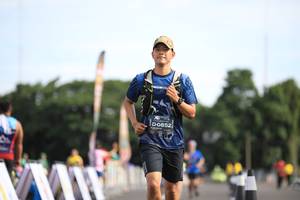 BIB: 0852, 
                            <button type="button" onclick="openModal(5125668)" class="btn btn-primary btn-sm float-right btn-popup" data-toggle="modal" data-target=".modal-high-quality">
                        <i class="fas fa-shopping-cart"></i> Add to Cart
                    </button>
                                            <button type="button" onclick="isThisMe(5125668, true)" class="btn btn-success btn-sm float-right btn-popup btn-isme hidden" data-toggle="tooltip" data-placement="bottom" title="นี่คือรูปของคุณใช่ไหม คลิกที่นี่เพื่อเอาเข้าอัลบั้ม">
                        <i class="fas fa-plus"></i> Add to album
                    </button>
                    <button type="button" onclick="isThisMe(5125668, false)" class="btn btn-warning btn-sm float-right btn-popup btn-isnotme hidden">
                        <i class="fas fa-ban"></i> Remove from album
                    </button>