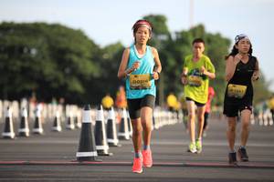 BIB: 0916, 1287
                            <button type="button" onclick="openModal(4950750)" class="btn btn-primary btn-sm float-right btn-popup" data-toggle="modal" data-target=".modal-high-quality">
                        <i class="fas fa-shopping-cart"></i> Add to Cart
                    </button>
                                            <button type="button" onclick="isThisMe(4950750, true)" class="btn btn-success btn-sm float-right btn-popup btn-isme hidden" data-toggle="tooltip" data-placement="bottom" title="นี่คือรูปของคุณใช่ไหม คลิกที่นี่เพื่อเอาเข้าอัลบั้ม">
                        <i class="fas fa-plus"></i> Add to album
                    </button>
                    <button type="button" onclick="isThisMe(4950750, false)" class="btn btn-warning btn-sm float-right btn-popup btn-isnotme hidden">
                        <i class="fas fa-ban"></i> Remove from album
                    </button>