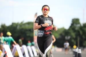 BIB: 0896
                            <button type="button" onclick="openModal(5136633)" class="btn btn-primary btn-sm float-right btn-popup" data-toggle="modal" data-target=".modal-high-quality">
                        <i class="fas fa-shopping-cart"></i> Add to Cart
                    </button>
                                            <button type="button" onclick="isThisMe(5136633, true)" class="btn btn-success btn-sm float-right btn-popup btn-isme hidden" data-toggle="tooltip" data-placement="bottom" title="นี่คือรูปของคุณใช่ไหม คลิกที่นี่เพื่อเอาเข้าอัลบั้ม">
                        <i class="fas fa-plus"></i> Add to album
                    </button>
                    <button type="button" onclick="isThisMe(5136633, false)" class="btn btn-warning btn-sm float-right btn-popup btn-isnotme hidden">
                        <i class="fas fa-ban"></i> Remove from album
                    </button>