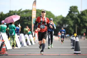 BIB: 0372
                            <button type="button" onclick="openModal(5136826)" class="btn btn-primary btn-sm float-right btn-popup" data-toggle="modal" data-target=".modal-high-quality">
                        <i class="fas fa-shopping-cart"></i> Add to Cart
                    </button>
                                            <button type="button" onclick="isThisMe(5136826, true)" class="btn btn-success btn-sm float-right btn-popup btn-isme hidden" data-toggle="tooltip" data-placement="bottom" title="นี่คือรูปของคุณใช่ไหม คลิกที่นี่เพื่อเอาเข้าอัลบั้ม">
                        <i class="fas fa-plus"></i> Add to album
                    </button>
                    <button type="button" onclick="isThisMe(5136826, false)" class="btn btn-warning btn-sm float-right btn-popup btn-isnotme hidden">
                        <i class="fas fa-ban"></i> Remove from album
                    </button>