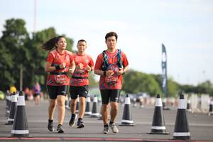 BIB: 0392, 138, 140, 
                            <button type="button" onclick="openModal(5102569)" class="btn btn-primary btn-sm float-right btn-popup" data-toggle="modal" data-target=".modal-high-quality">
                        <i class="fas fa-shopping-cart"></i> Add to Cart
                    </button>
                                            <button type="button" onclick="isThisMe(5102569, true)" class="btn btn-success btn-sm float-right btn-popup btn-isme hidden" data-toggle="tooltip" data-placement="bottom" title="นี่คือรูปของคุณใช่ไหม คลิกที่นี่เพื่อเอาเข้าอัลบั้ม">
                        <i class="fas fa-plus"></i> Add to album
                    </button>
                    <button type="button" onclick="isThisMe(5102569, false)" class="btn btn-warning btn-sm float-right btn-popup btn-isnotme hidden">
                        <i class="fas fa-ban"></i> Remove from album
                    </button>