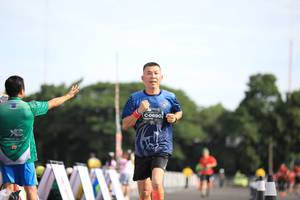 BIB: 0690
                            <button type="button" onclick="openModal(5102747)" class="btn btn-primary btn-sm float-right btn-popup" data-toggle="modal" data-target=".modal-high-quality">
                        <i class="fas fa-shopping-cart"></i> Add to Cart
                    </button>
                                            <button type="button" onclick="isThisMe(5102747, true)" class="btn btn-success btn-sm float-right btn-popup btn-isme hidden" data-toggle="tooltip" data-placement="bottom" title="นี่คือรูปของคุณใช่ไหม คลิกที่นี่เพื่อเอาเข้าอัลบั้ม">
                        <i class="fas fa-plus"></i> Add to album
                    </button>
                    <button type="button" onclick="isThisMe(5102747, false)" class="btn btn-warning btn-sm float-right btn-popup btn-isnotme hidden">
                        <i class="fas fa-ban"></i> Remove from album
                    </button>