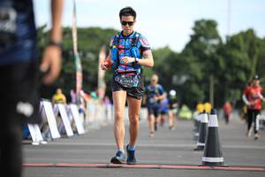 BIB: 1013
                            <button type="button" onclick="openModal(5125454)" class="btn btn-primary btn-sm float-right btn-popup" data-toggle="modal" data-target=".modal-high-quality">
                        <i class="fas fa-shopping-cart"></i> Add to Cart
                    </button>
                                            <button type="button" onclick="isThisMe(5125454, true)" class="btn btn-success btn-sm float-right btn-popup btn-isme hidden" data-toggle="tooltip" data-placement="bottom" title="นี่คือรูปของคุณใช่ไหม คลิกที่นี่เพื่อเอาเข้าอัลบั้ม">
                        <i class="fas fa-plus"></i> Add to album
                    </button>
                    <button type="button" onclick="isThisMe(5125454, false)" class="btn btn-warning btn-sm float-right btn-popup btn-isnotme hidden">
                        <i class="fas fa-ban"></i> Remove from album
                    </button>