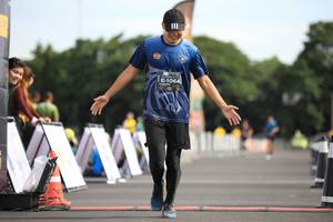 BIB: 1064
                            <button type="button" onclick="openModal(5126458)" class="btn btn-primary btn-sm float-right btn-popup" data-toggle="modal" data-target=".modal-high-quality">
                        <i class="fas fa-shopping-cart"></i> Add to Cart
                    </button>
                                            <button type="button" onclick="isThisMe(5126458, true)" class="btn btn-success btn-sm float-right btn-popup btn-isme hidden" data-toggle="tooltip" data-placement="bottom" title="นี่คือรูปของคุณใช่ไหม คลิกที่นี่เพื่อเอาเข้าอัลบั้ม">
                        <i class="fas fa-plus"></i> Add to album
                    </button>
                    <button type="button" onclick="isThisMe(5126458, false)" class="btn btn-warning btn-sm float-right btn-popup btn-isnotme hidden">
                        <i class="fas fa-ban"></i> Remove from album
                    </button>