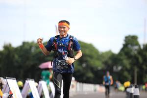 BIB: 1071
                            <button type="button" onclick="openModal(5128076)" class="btn btn-primary btn-sm float-right btn-popup" data-toggle="modal" data-target=".modal-high-quality">
                        <i class="fas fa-shopping-cart"></i> Add to Cart
                    </button>
                                            <button type="button" onclick="isThisMe(5128076, true)" class="btn btn-success btn-sm float-right btn-popup btn-isme hidden" data-toggle="tooltip" data-placement="bottom" title="นี่คือรูปของคุณใช่ไหม คลิกที่นี่เพื่อเอาเข้าอัลบั้ม">
                        <i class="fas fa-plus"></i> Add to album
                    </button>
                    <button type="button" onclick="isThisMe(5128076, false)" class="btn btn-warning btn-sm float-right btn-popup btn-isnotme hidden">
                        <i class="fas fa-ban"></i> Remove from album
                    </button>