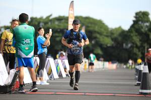 BIB: 0122
                            <button type="button" onclick="openModal(5097719)" class="btn btn-primary btn-sm float-right btn-popup" data-toggle="modal" data-target=".modal-high-quality">
                        <i class="fas fa-shopping-cart"></i> Add to Cart
                    </button>
                                            <button type="button" onclick="isThisMe(5097719, true)" class="btn btn-success btn-sm float-right btn-popup btn-isme hidden" data-toggle="tooltip" data-placement="bottom" title="นี่คือรูปของคุณใช่ไหม คลิกที่นี่เพื่อเอาเข้าอัลบั้ม">
                        <i class="fas fa-plus"></i> Add to album
                    </button>
                    <button type="button" onclick="isThisMe(5097719, false)" class="btn btn-warning btn-sm float-right btn-popup btn-isnotme hidden">
                        <i class="fas fa-ban"></i> Remove from album
                    </button>