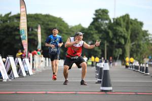 BIB: 
                            <button type="button" onclick="openModal(5127197)" class="btn btn-primary btn-sm float-right btn-popup" data-toggle="modal" data-target=".modal-high-quality">
                        <i class="fas fa-shopping-cart"></i> Add to Cart
                    </button>
                                            <button type="button" onclick="isThisMe(5127197, true)" class="btn btn-success btn-sm float-right btn-popup btn-isme hidden" data-toggle="tooltip" data-placement="bottom" title="นี่คือรูปของคุณใช่ไหม คลิกที่นี่เพื่อเอาเข้าอัลบั้ม">
                        <i class="fas fa-plus"></i> Add to album
                    </button>
                    <button type="button" onclick="isThisMe(5127197, false)" class="btn btn-warning btn-sm float-right btn-popup btn-isnotme hidden">
                        <i class="fas fa-ban"></i> Remove from album
                    </button>