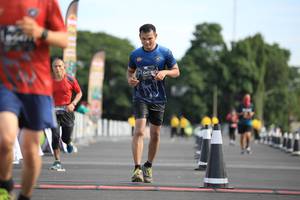 BIB: 
                            <button type="button" onclick="openModal(5122206)" class="btn btn-primary btn-sm float-right btn-popup" data-toggle="modal" data-target=".modal-high-quality">
                        <i class="fas fa-shopping-cart"></i> Add to Cart
                    </button>
                                            <button type="button" onclick="isThisMe(5122206, true)" class="btn btn-success btn-sm float-right btn-popup btn-isme hidden" data-toggle="tooltip" data-placement="bottom" title="นี่คือรูปของคุณใช่ไหม คลิกที่นี่เพื่อเอาเข้าอัลบั้ม">
                        <i class="fas fa-plus"></i> Add to album
                    </button>
                    <button type="button" onclick="isThisMe(5122206, false)" class="btn btn-warning btn-sm float-right btn-popup btn-isnotme hidden">
                        <i class="fas fa-ban"></i> Remove from album
                    </button>