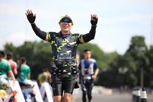 BIB: 0353
                            <button type="button" onclick="openModal(5138291)" class="btn btn-primary btn-sm float-right btn-popup" data-toggle="modal" data-target=".modal-high-quality">
                        <i class="fas fa-shopping-cart"></i> Add to Cart
                    </button>
                                            <button type="button" onclick="isThisMe(5138291, true)" class="btn btn-success btn-sm float-right btn-popup btn-isme hidden" data-toggle="tooltip" data-placement="bottom" title="นี่คือรูปของคุณใช่ไหม คลิกที่นี่เพื่อเอาเข้าอัลบั้ม">
                        <i class="fas fa-plus"></i> Add to album
                    </button>
                    <button type="button" onclick="isThisMe(5138291, false)" class="btn btn-warning btn-sm float-right btn-popup btn-isnotme hidden">
                        <i class="fas fa-ban"></i> Remove from album
                    </button>