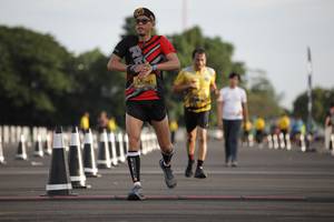 BIB: 087
                            <button type="button" onclick="openModal(4947372)" class="btn btn-primary btn-sm float-right btn-popup" data-toggle="modal" data-target=".modal-high-quality">
                        <i class="fas fa-shopping-cart"></i> Add to Cart
                    </button>
                                            <button type="button" onclick="isThisMe(4947372, true)" class="btn btn-success btn-sm float-right btn-popup btn-isme hidden" data-toggle="tooltip" data-placement="bottom" title="นี่คือรูปของคุณใช่ไหม คลิกที่นี่เพื่อเอาเข้าอัลบั้ม">
                        <i class="fas fa-plus"></i> Add to album
                    </button>
                    <button type="button" onclick="isThisMe(4947372, false)" class="btn btn-warning btn-sm float-right btn-popup btn-isnotme hidden">
                        <i class="fas fa-ban"></i> Remove from album
                    </button>